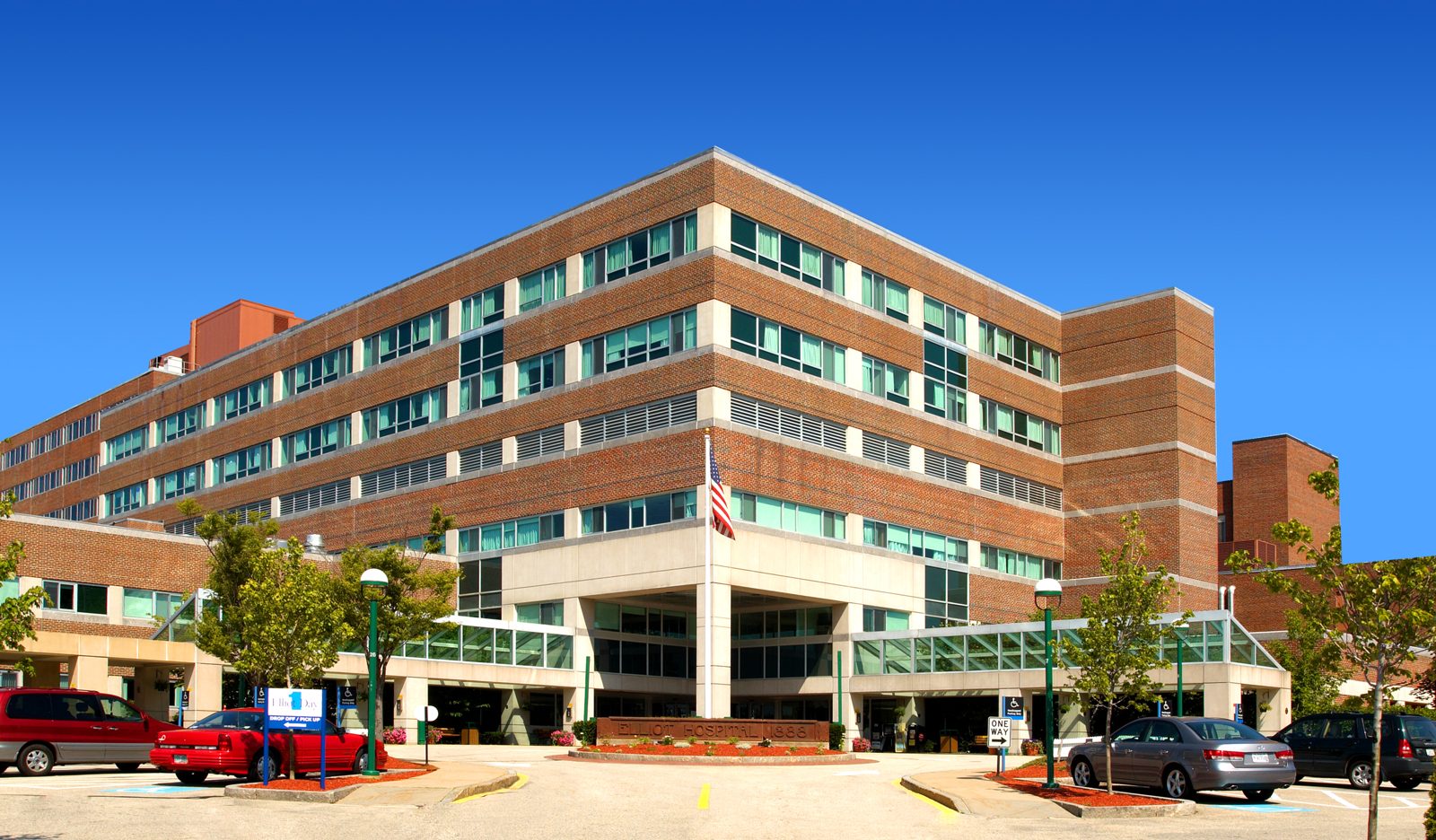 The Elliot Hospital sign and main entrance in Manchester, New Hampshire